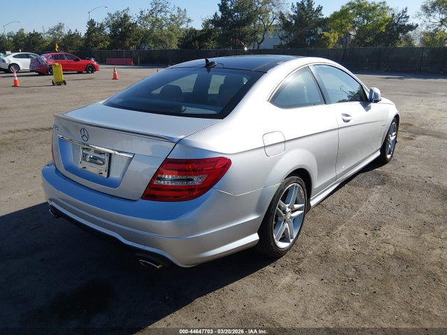 Продаж на аукціоні авто 2012 Mercedes-benz C 350 Sport, vin: WDDGJ5HB9CF843362, номер лоту: 44647703