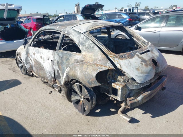 3VWVT7AT8FM641771 Volkswagen Beetle