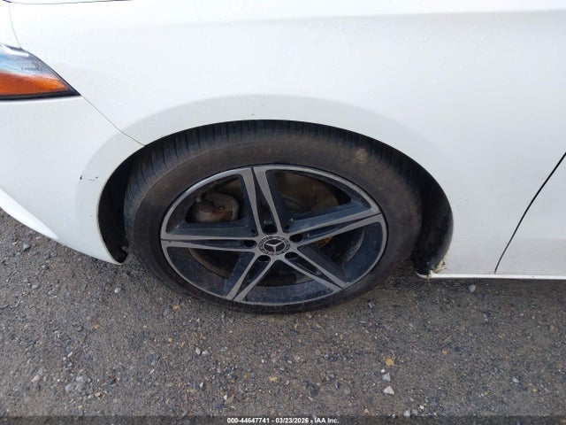 2019 Mercedes-benz A 220 4matic მანქანა იყიდება აუქციონზე, vin: WDD3G4FB6KW032689, აუქციონის ნომერი: 44647741