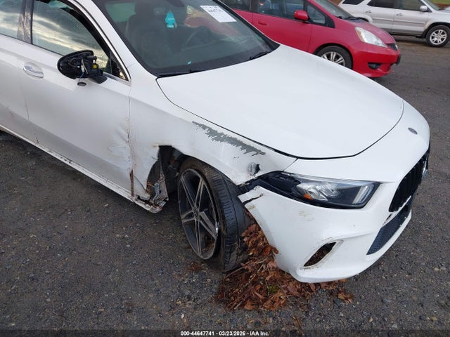 2019 Mercedes-benz A 220 4matic მანქანა იყიდება აუქციონზე, vin: WDD3G4FB6KW032689, აუქციონის ნომერი: 44647741