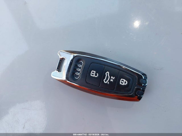 2021 Audi Q7 Premium 55 Tfsi Quattro Tiptronic მანქანა იყიდება აუქციონზე, vin: WA1AXAF71MD028795, აუქციონის ნომერი: 44647742