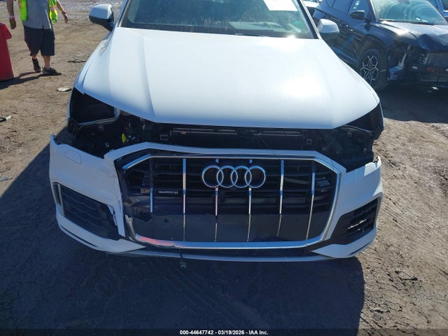 2021 Audi Q7 Premium 55 Tfsi Quattro Tiptronic მანქანა იყიდება აუქციონზე, vin: WA1AXAF71MD028795, აუქციონის ნომერი: 44647742
