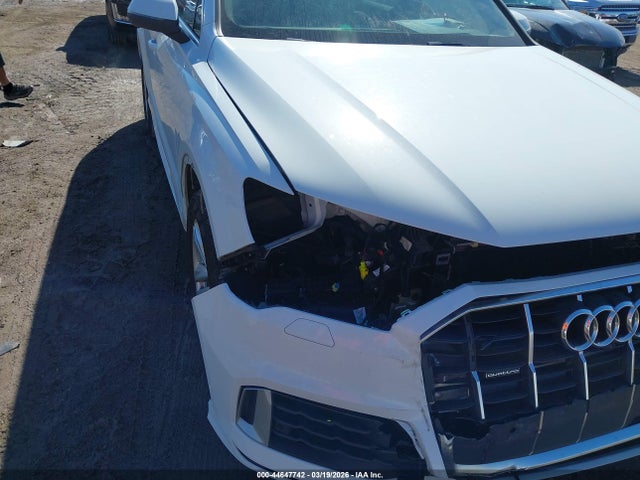 2021 Audi Q7 Premium 55 Tfsi Quattro Tiptronic მანქანა იყიდება აუქციონზე, vin: WA1AXAF71MD028795, აუქციონის ნომერი: 44647742