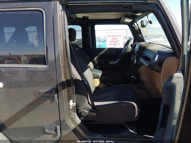 2013 JEEP WRANGLER UNLIMITED 1C4BJWEG4DL639856 Photo 4