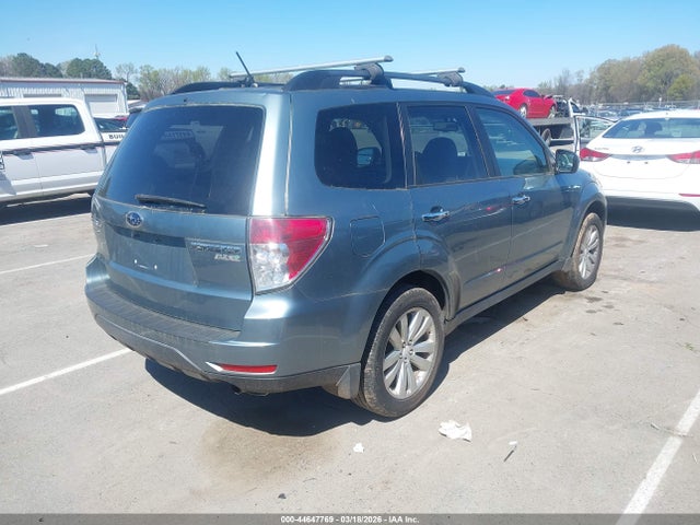 Продажа на аукционе авто 2011 Subaru Forester 2.5x Premium, vin: JF2SHADC1BH754834, номер лота: 44647769