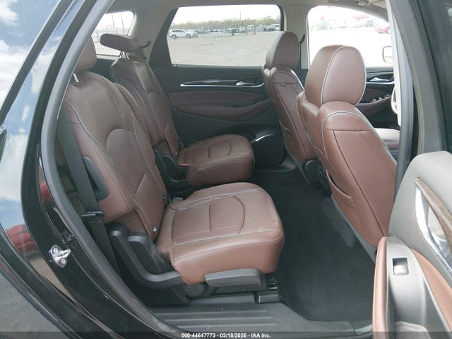 44647773 :رقم المزاد ، 5GAERDKW3JJ177031 vin ، 2018 Buick Enclave Avenir مزاد بيع