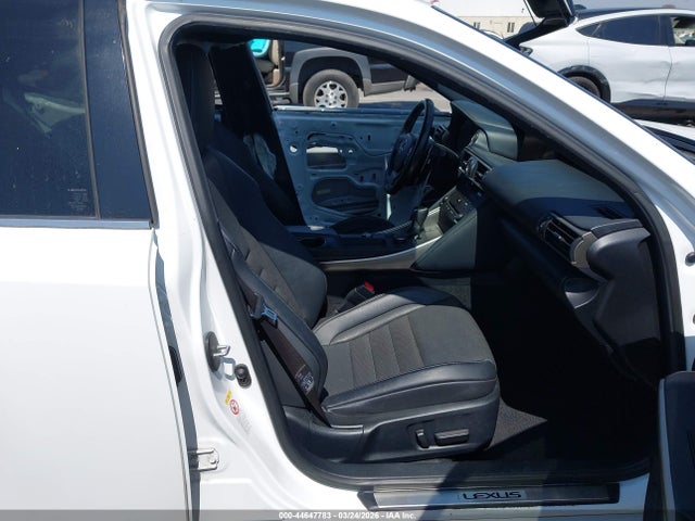 Продажа на аукционе авто 2019 Lexus Is 300, vin: JTHBA1D25K5088605, номер лота: 44647783