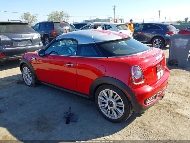 2012 MINI COOPER S WMWSX3C5XCT154633 Photo 2