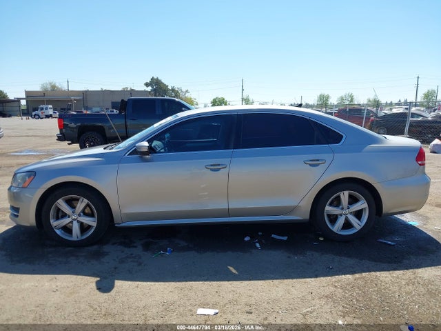 Продаж на аукціоні авто 2012 Volkswagen Passat 2.5l Se, vin: 1VWBP7A33CC076978, номер лоту: 44647794