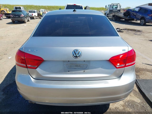 Продаж на аукціоні авто 2012 Volkswagen Passat 2.5l Se, vin: 1VWBP7A33CC076978, номер лоту: 44647794