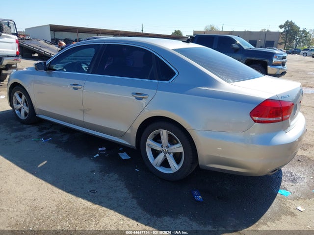Продаж на аукціоні авто 2012 Volkswagen Passat 2.5l Se, vin: 1VWBP7A33CC076978, номер лоту: 44647794