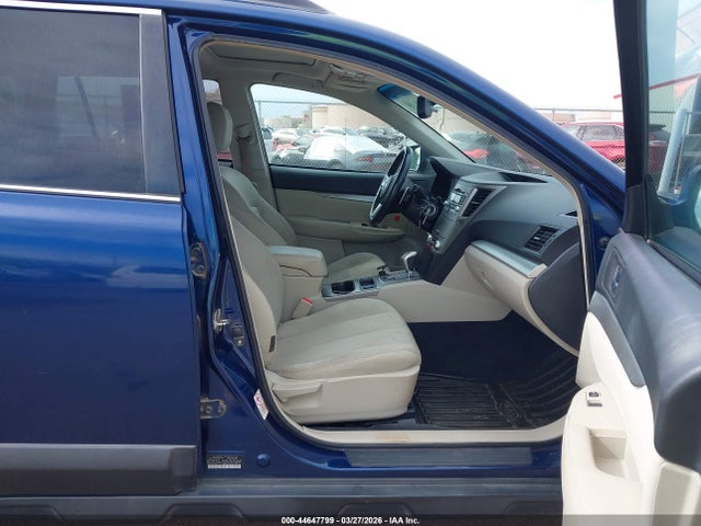 44647799 :رقم المزاد ، 4S4BRDHC3A2371045 vin ، 2010 Subaru Outback 3.6r Premium مزاد بيع