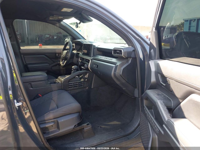 Продажа на аукционе авто 2025 Toyota Tacoma Sr, vin: 3TYJDAHN2ST034993, номер лота: 44647808