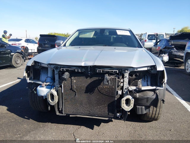 Продажа на аукционе авто 2023 Chrysler 300 Touring L, vin: 2C3CCADG2PH691530, номер лота: 44647810