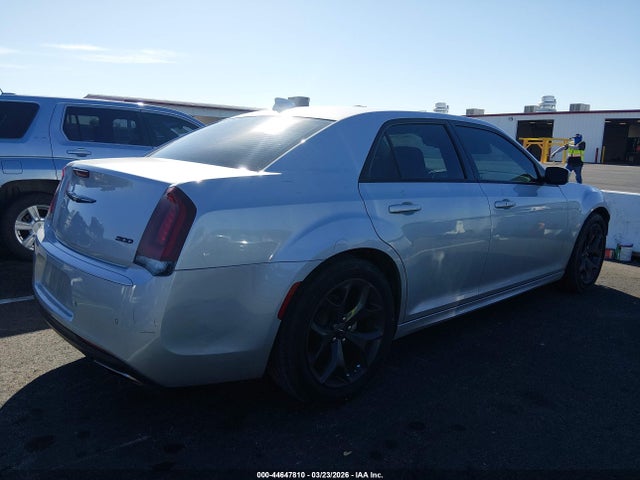 Продажа на аукционе авто 2023 Chrysler 300 Touring L, vin: 2C3CCADG2PH691530, номер лота: 44647810