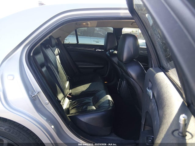 Продажа на аукционе авто 2023 Chrysler 300 Touring L, vin: 2C3CCADG2PH691530, номер лота: 44647810