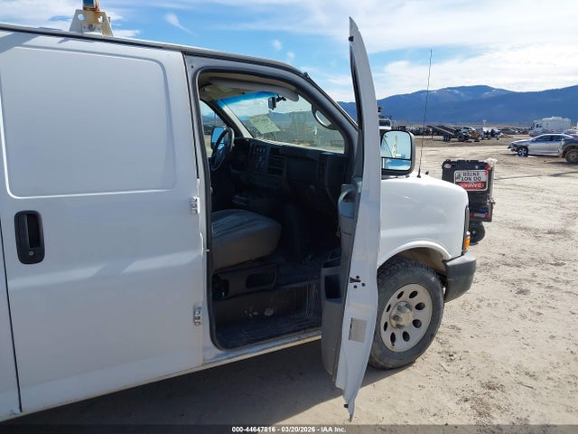 Продажа на аукционе авто 2014 Chevrolet Express 1500 Work Van, vin: 1GCSHAF40E1130752, номер лота: 44647816