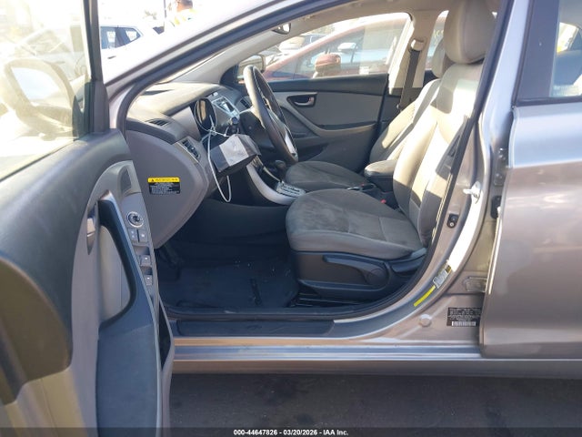 44647826 :رقم المزاد ، KMHDH4AE2CU278015 vin ، 2012 Hyundai Elantra Gls (ulsan Plant) مزاد بيع