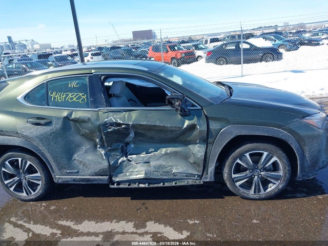 44647828 :رقم المزاد ، JTHP9JBH9L2027282 vin ، 2020 Lexus Ux 250h مزاد بيع