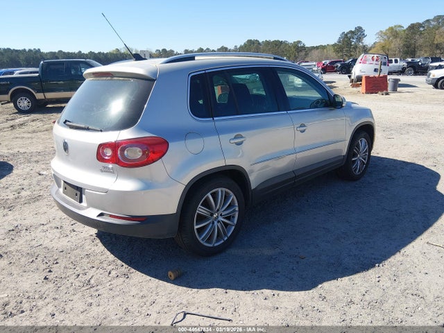 44647834 :رقم المزاد ، WVGBV75N89W500534 vin ، 2009 Volkswagen Tiguan Se/sel مزاد بيع