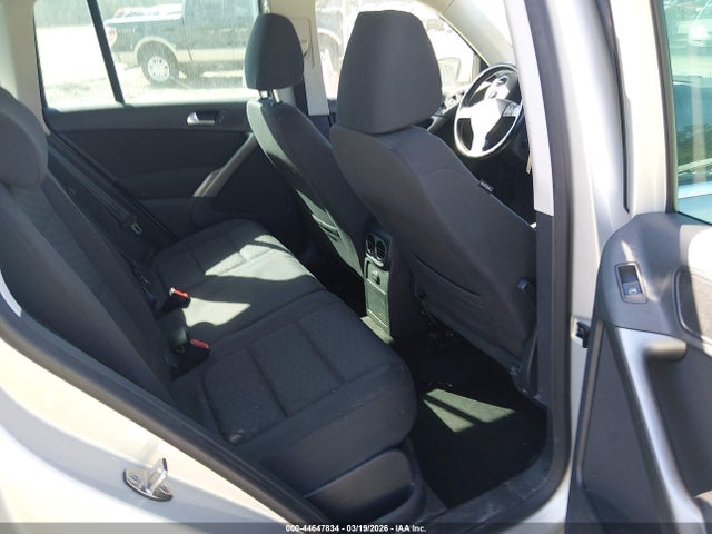 44647834 :رقم المزاد ، WVGBV75N89W500534 vin ، 2009 Volkswagen Tiguan Se/sel مزاد بيع