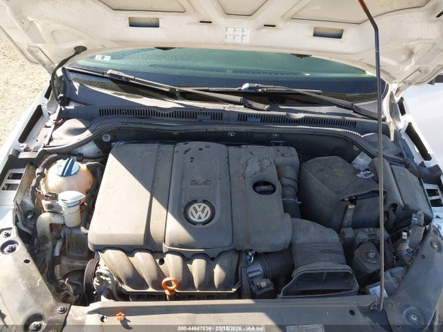 44647836 :رقم المزاد ، 3VWDP7AJ3DM398849 vin ، 2013 Volkswagen Jetta Se مزاد بيع