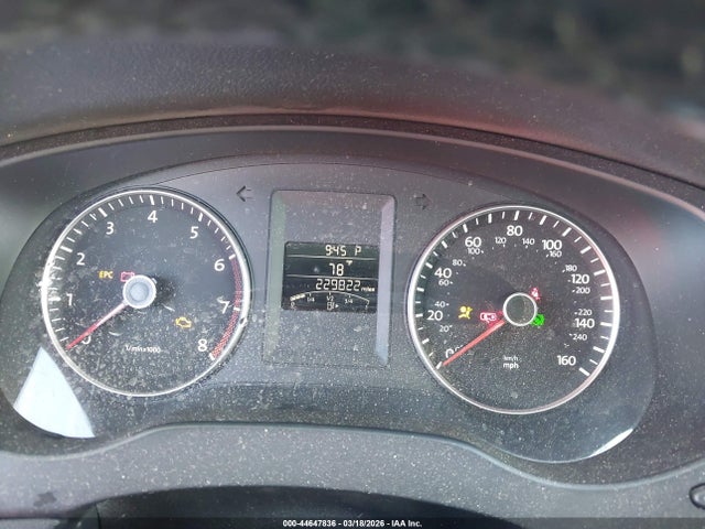 44647836 :رقم المزاد ، 3VWDP7AJ3DM398849 vin ، 2013 Volkswagen Jetta Se مزاد بيع