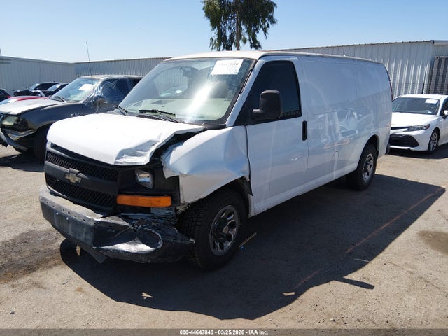 2010 CHEVROLET EXPRESS 1500 1GCUGADX5A1114310 Photo 1