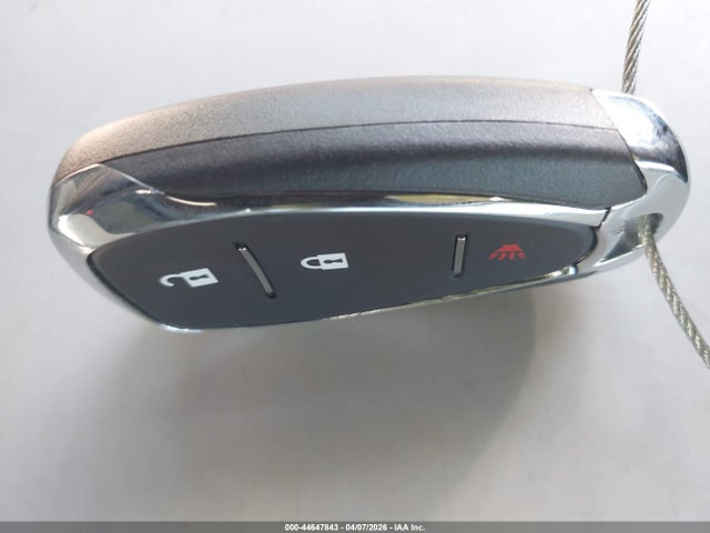 3GNAXHEV5JS512082 Chevrolet EQUINOX LS