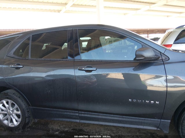 3GNAXHEV5JS512082 Chevrolet EQUINOX LS