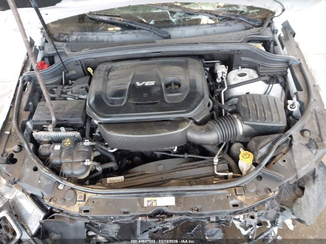 1C4RJEAG7HC916133 Jeep Grand Cherokee Laredo 4x2