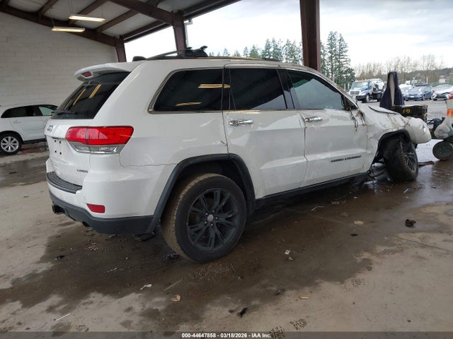 1C4RJEAG7HC916133 Jeep Grand Cherokee Laredo 4x2