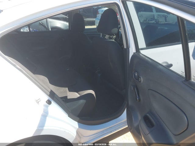 3N1CN7AP8KL870252 Nissan Versa 1.6 S+