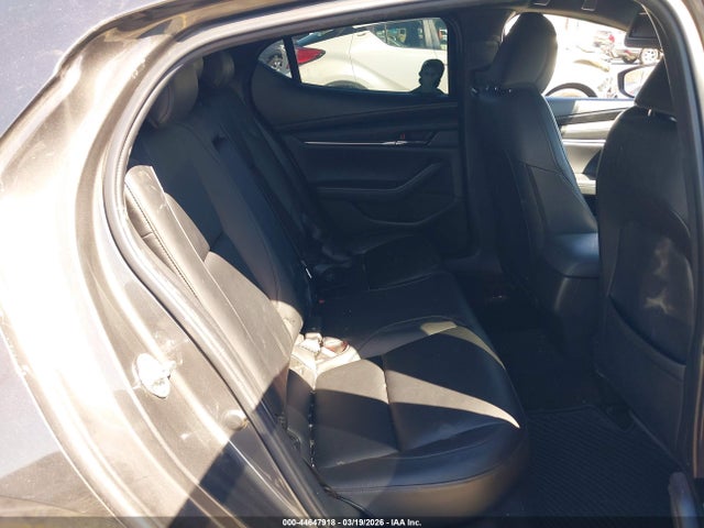 JM1BPALM8K1109067 Mazda MAZDA3