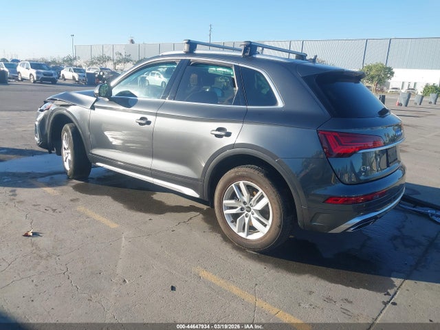 2022 AUDI Q5 WA1GAAFY0N2102029 Photo 2
