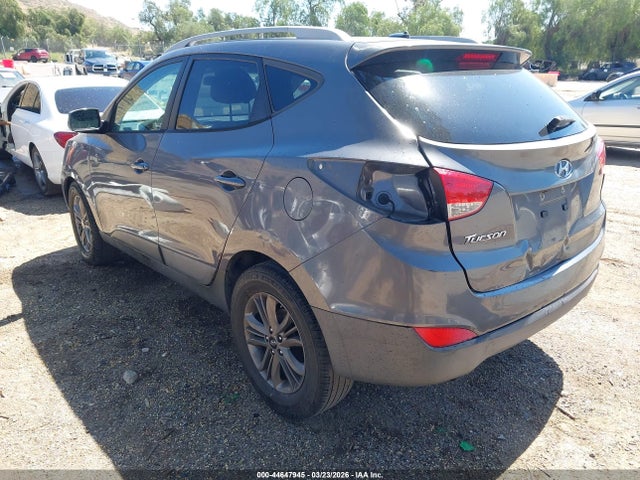 44647945 :رقم المزاد ، KM8JU3AG6FU055510 vin ، 2015 Hyundai Tucson Se مزاد بيع