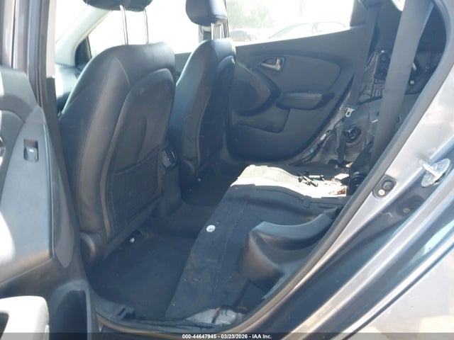 44647945 :رقم المزاد ، KM8JU3AG6FU055510 vin ، 2015 Hyundai Tucson Se مزاد بيع