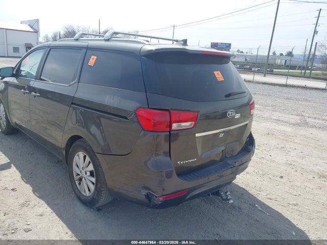 44647964 :رقم المزاد ، KNDMB5C19H6268535 vin ، 2017 Kia Sedona Lx مزاد بيع