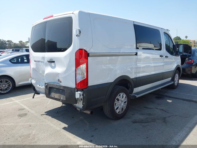 2022 Ford Transit-250 მანქანა იყიდება აუქციონზე, vin: 1FTBR1Y86NKA24166, აუქციონის ნომერი: 44647972
