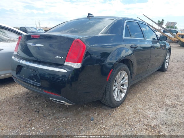 Aukcja sprzedaży 2019 Chrysler 300 Touring L, vin: 2C3CCAAGXKH693815, numer aukcji: 44647984