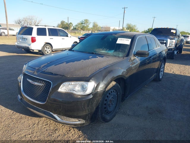 Aukcja sprzedaży 2019 Chrysler 300 Touring L, vin: 2C3CCAAGXKH693815, numer aukcji: 44647984