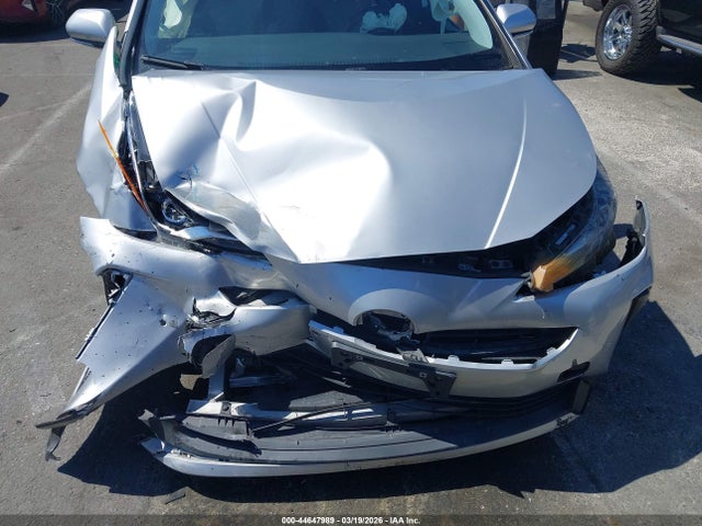JTDKARFU7L3112219 Toyota Prius Le