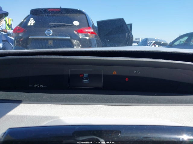 JTDKARFU7L3112219 Toyota Prius Le