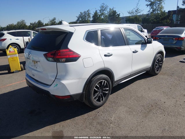 Nissan ROGUE S 2017 JN8AT2MTXHW146348 Image 4
