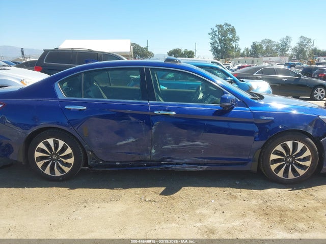JHMCR6F72HC025713 Honda Accord Hybrid Touring
