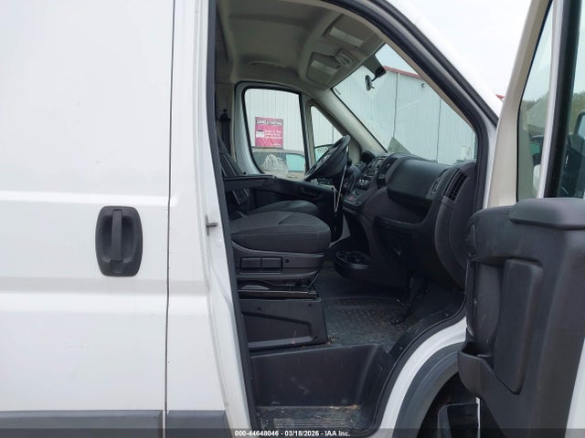 44648046 :رقم المزاد ، 3C6TRVBG0GE124904 vin ، 2016 Ram Promaster 1500 مزاد بيع
