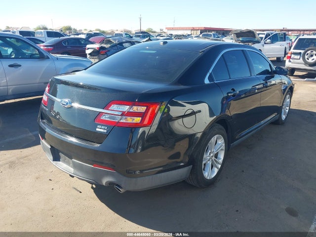 1FAHP2H82FG140710 Ford TAURUS SEL