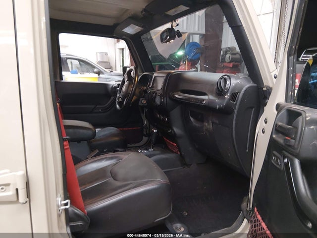 44648074 :رقم المزاد ، 1C4BJWFG8HL686246 vin ، 2017 Jeep Wrangler Unlimited Rubicon Recon 4x4 مزاد بيع