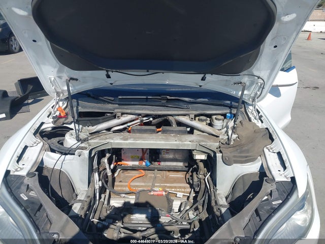 2014 TESLA MODEL S 5YJSA1S14EFP41472 Photo 9