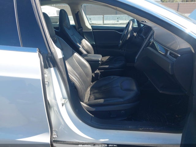 2014 TESLA MODEL S 5YJSA1S14EFP41472 Photo 4